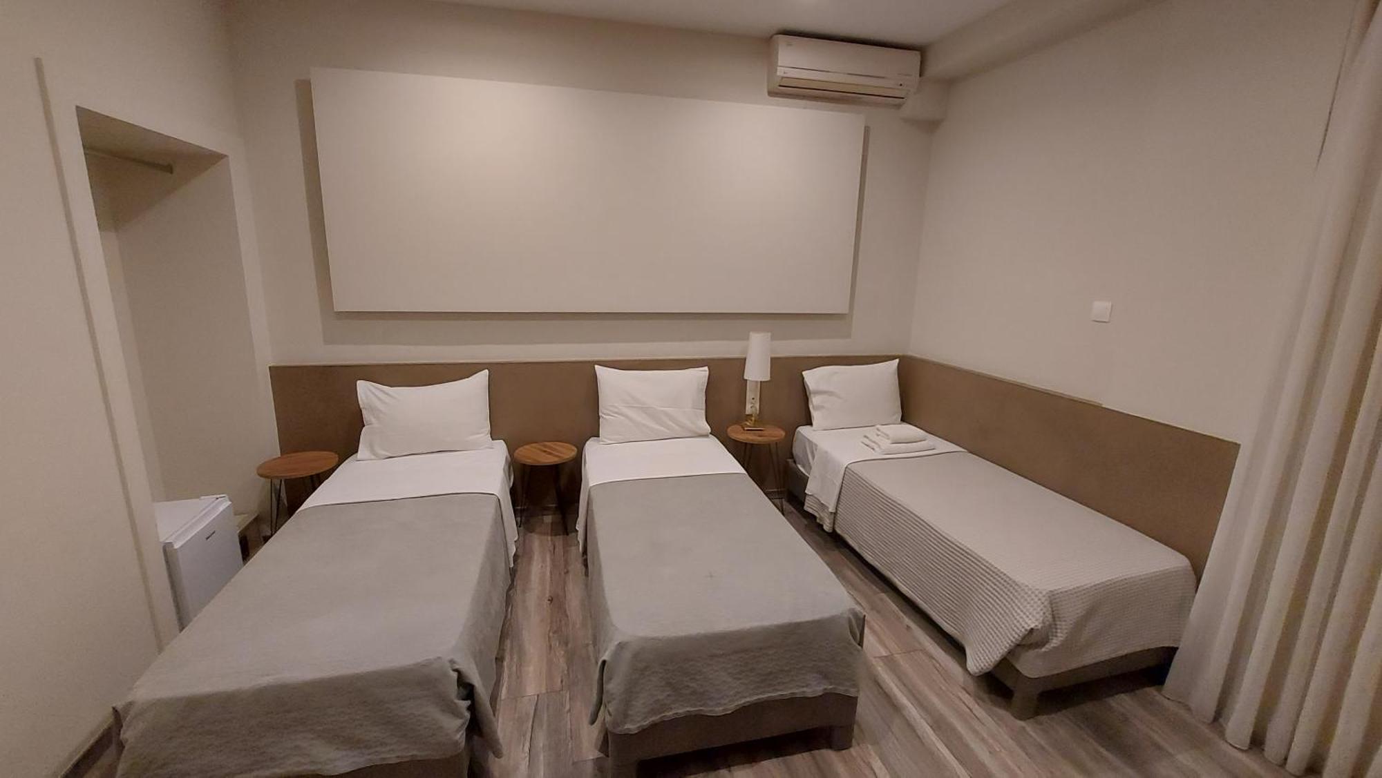 Lingos Hotel Florina Esterno foto